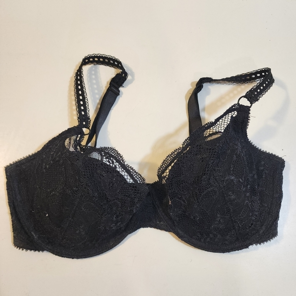 JEZEBEL Black lace bra 34D